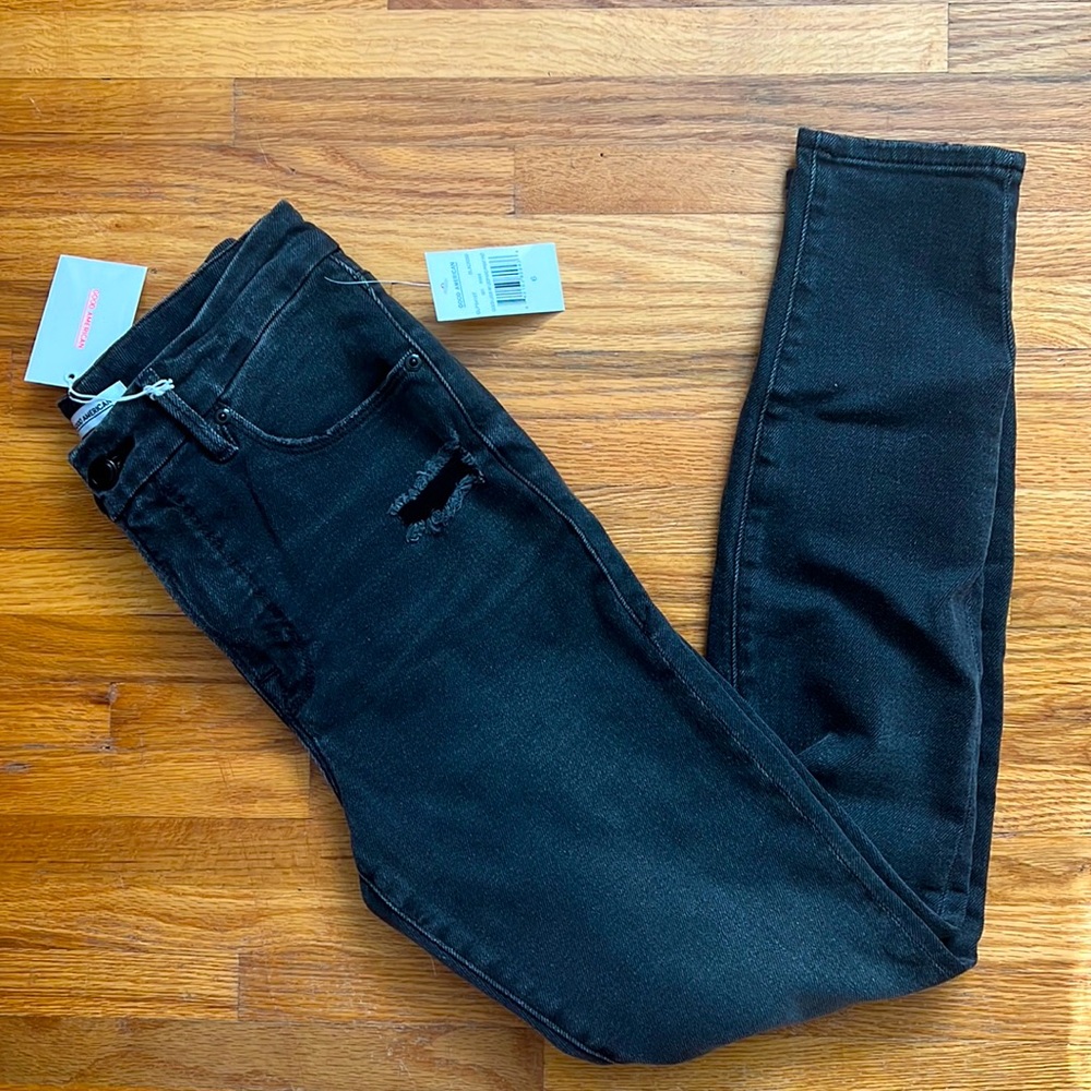 NWT Good American Distressed Black Jeans. Size 6.